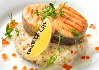 Медальоны из мурманской форели