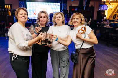 «Октоберфест-2025»: закрытие фестиваля. Группа «Динамит», 4 октября 2025 - Ресторан «Максимилианс» Челябинск - 19