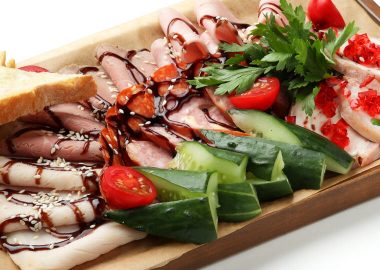 Мясная тарелка