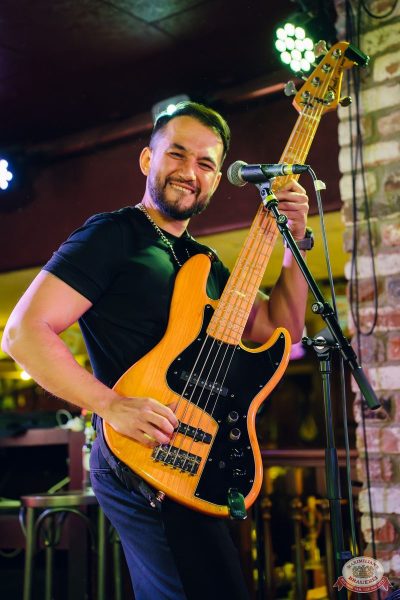 «Октоберфест-2025»: выбор пивной столицы. Группа «Динамит», 3 октября 2025 - Ресторан «Максимилианс» Екатеринбург - 28