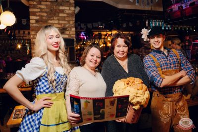 «Октоберфест-2025»: выбор пивной столицы. Группа «Динамит», 3 октября 2025 - Ресторан «Максимилианс» Екатеринбург - 33