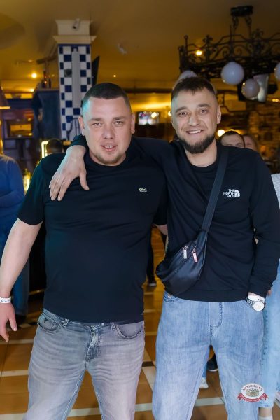 Вечеринка «Мы из 90-х» с БИМ-радио и ВИА «Волга-Волга», 1 мая 2026 - Ресторан «Максимилианс» Казань - 9