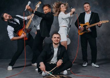 Группа «КрайКомПати»