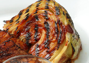 Стейк из белокочанной капусты