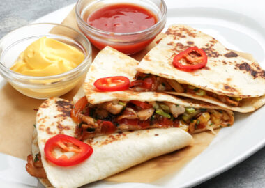 Кесадилья с цыпленком