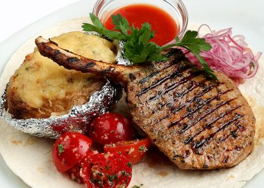 Свинина на кости